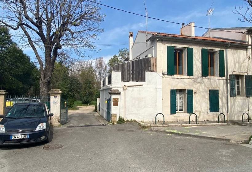 Secluded Apartment In Aix En Provence With Garden