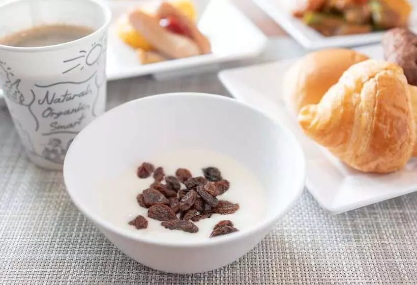 Super Hotel Jr Fujiekimae Kinenkan