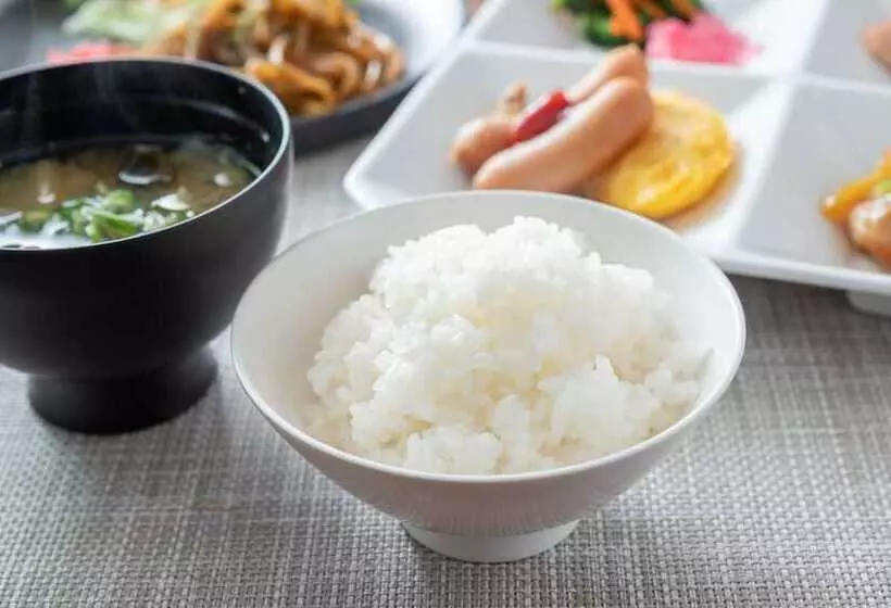 Super Hotel Jr Fujiekimae Kinenkan