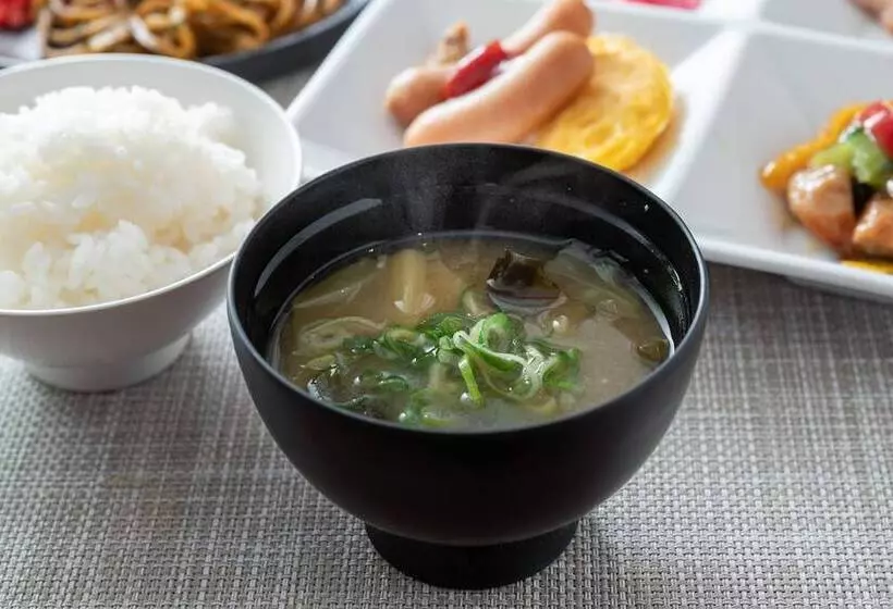 Super Hotel Jr Fujiekimae Kinenkan