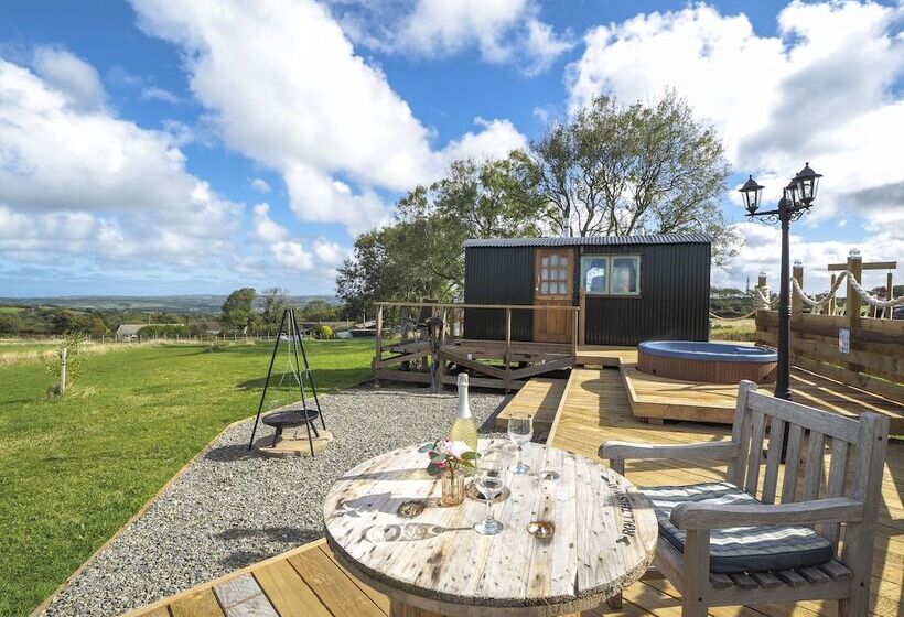 Trenewydd Farm Holiday Cottages