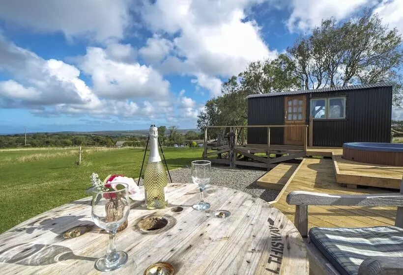 Trenewydd Farm Holiday Cottages