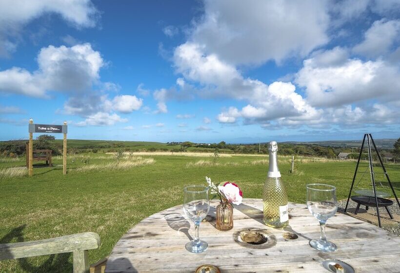 Trenewydd Farm Holiday Cottages