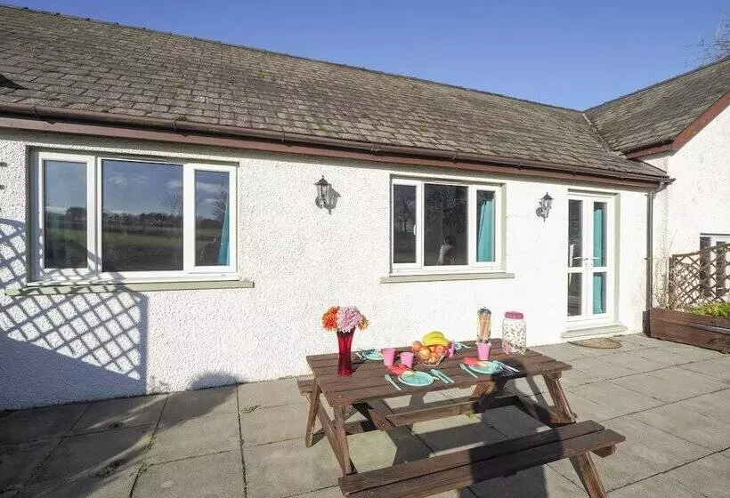 Trenewydd Farm Holiday Cottages