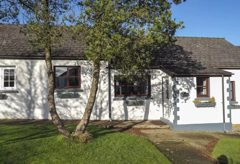 Trenewydd Farm Holiday Cottages