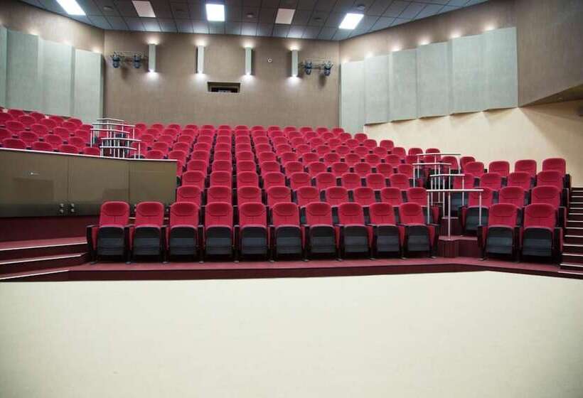 בית מלון כפרי Amaks Krasnaya Pakhra Resort