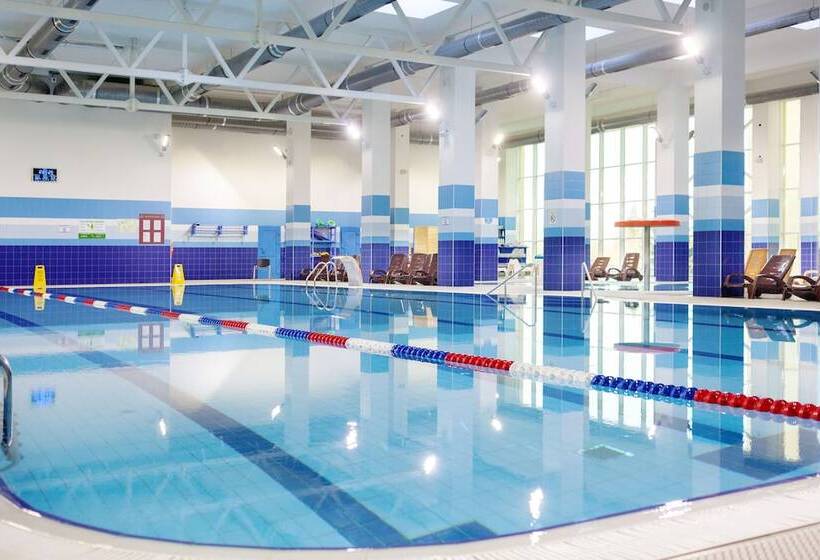 בית מלון כפרי Amaks Krasnaya Pakhra Resort