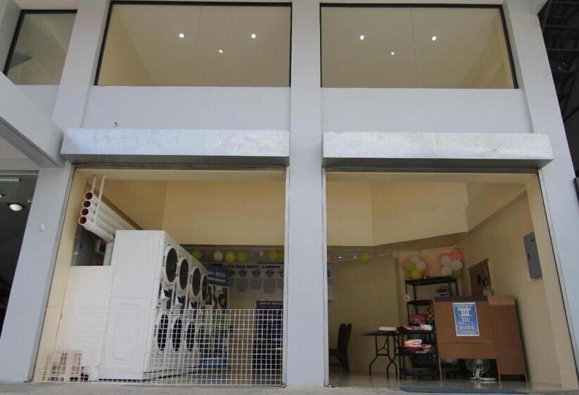 בית מלון כפרי Dino Residences