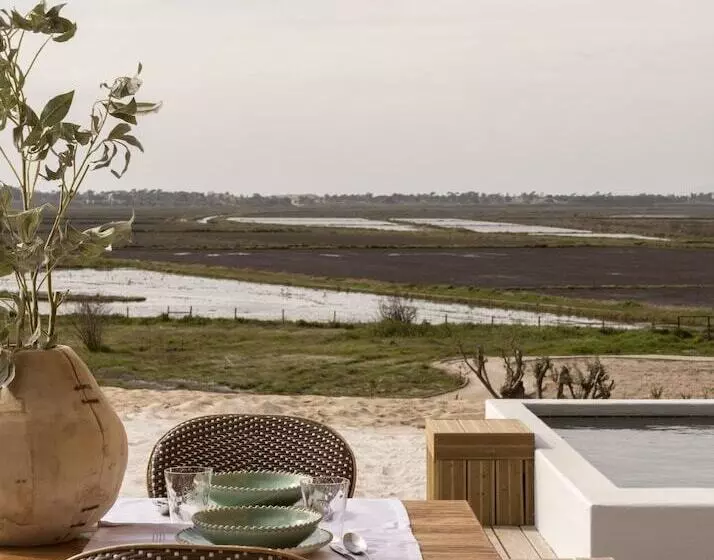 Hotelli Quinta Da Comporta  Wellness Boutique Resort