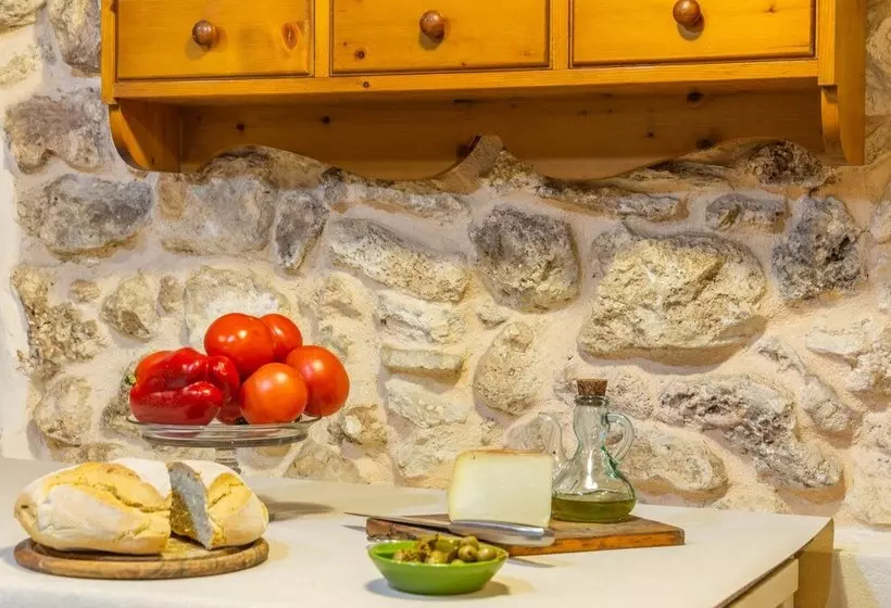 Mallorca Traditional Townhouse Holiday In Llubi