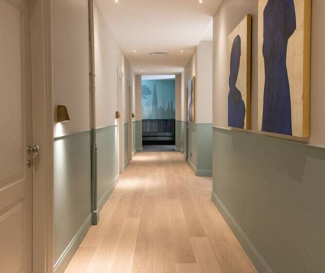 پانسیون Domus Alberico