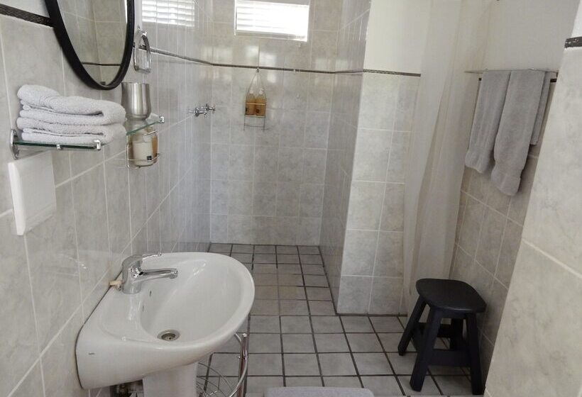 פנסיון Mountain View Swellendam