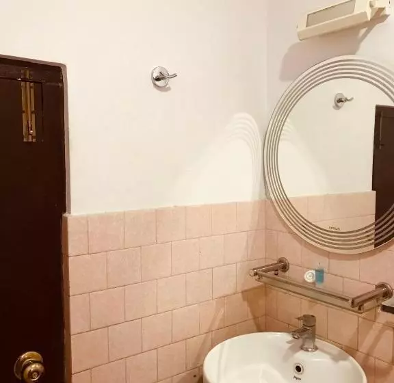 The Majestic Bed & Breakfast