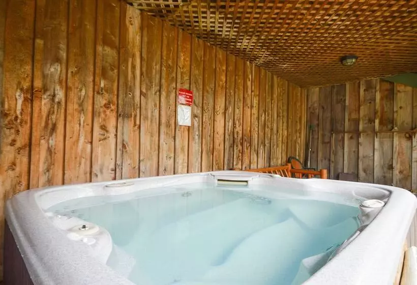 Hotelli Lotus Mountain Retreat