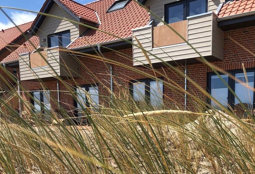 Отель Ostseestrandhausholnis