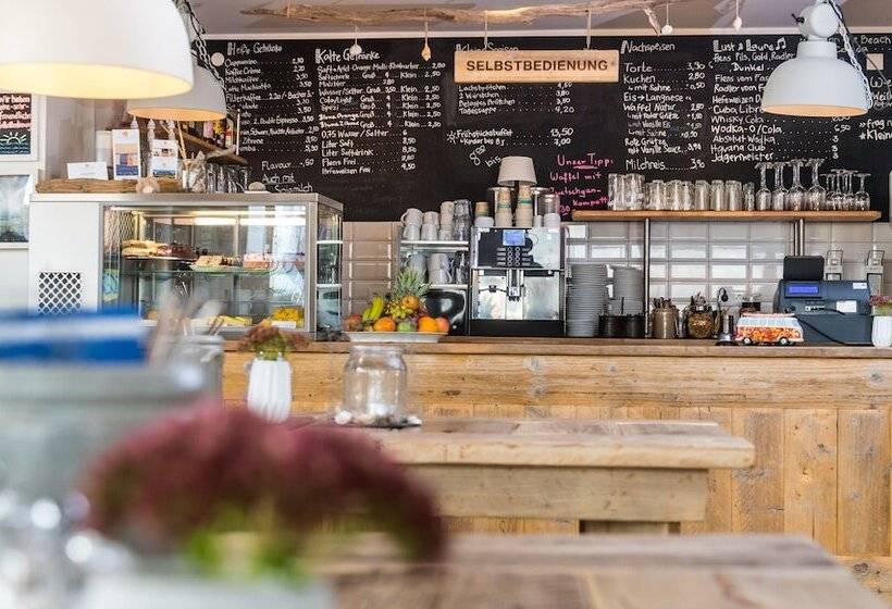 Отель Ostseestrandhausholnis