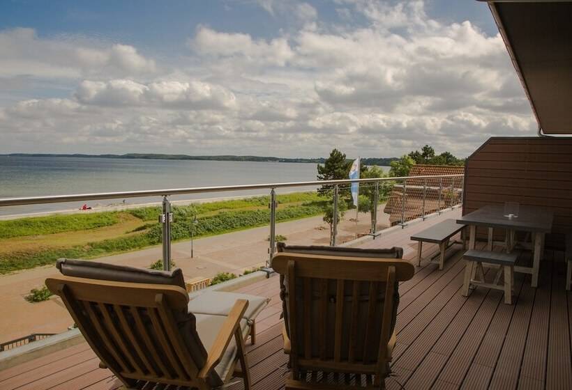 Отель Ostseestrandhausholnis