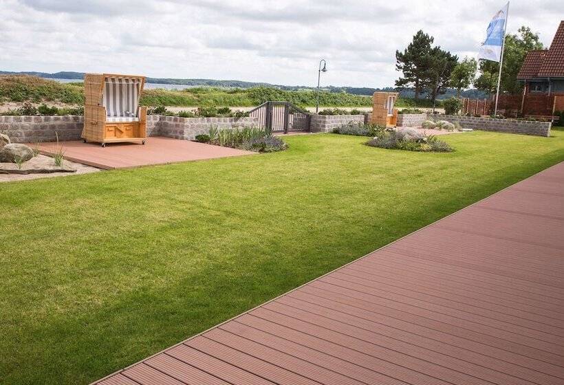 Отель Ostseestrandhausholnis