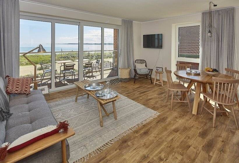 Отель Ostseestrandhausholnis