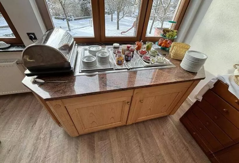 تختخواب و صبحانه Landhotel Georgshof