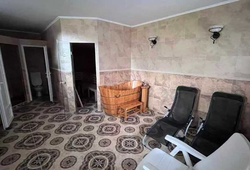 Aamiaismajoitus (B&B) Parrag Panzió Mátraszentimre