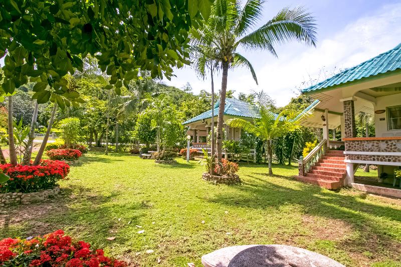 Hotelli Oyo 1080 Kanyapa Resort Kaeng Krachan