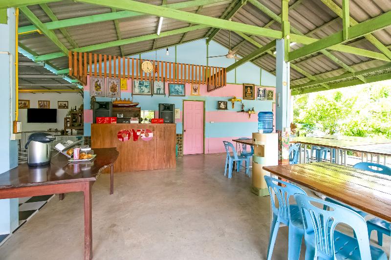 Hotelli Oyo 1080 Kanyapa Resort Kaeng Krachan