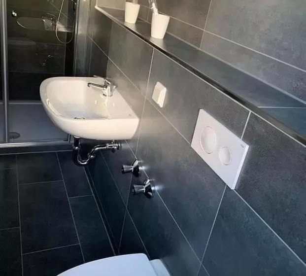 Hotelli Unter Den Linden