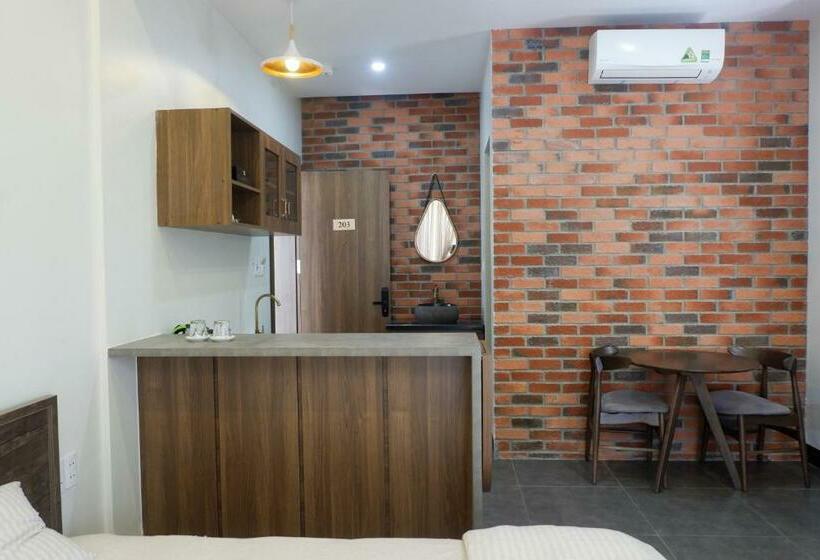 پانسیون Myfa House