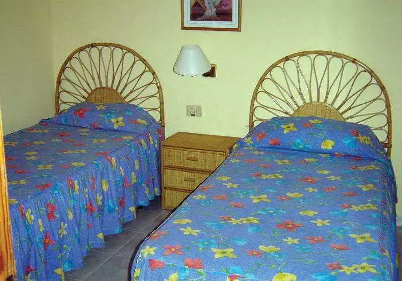 Apartamentos Los Delfines