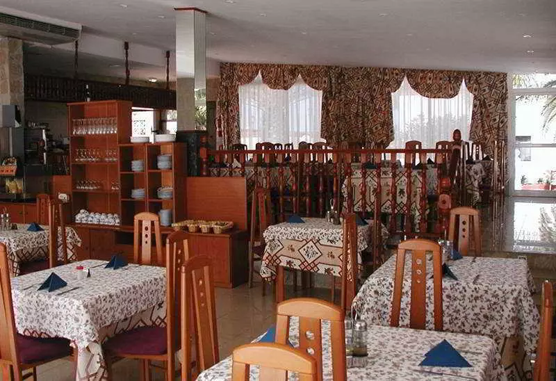 Apartamentos Los Delfines