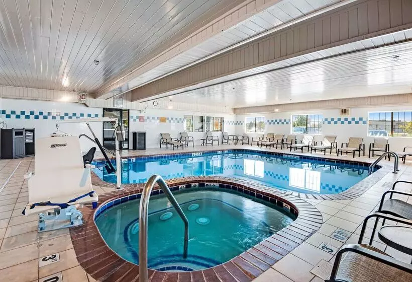 ホテル Best Western Firestone Inn & Suites