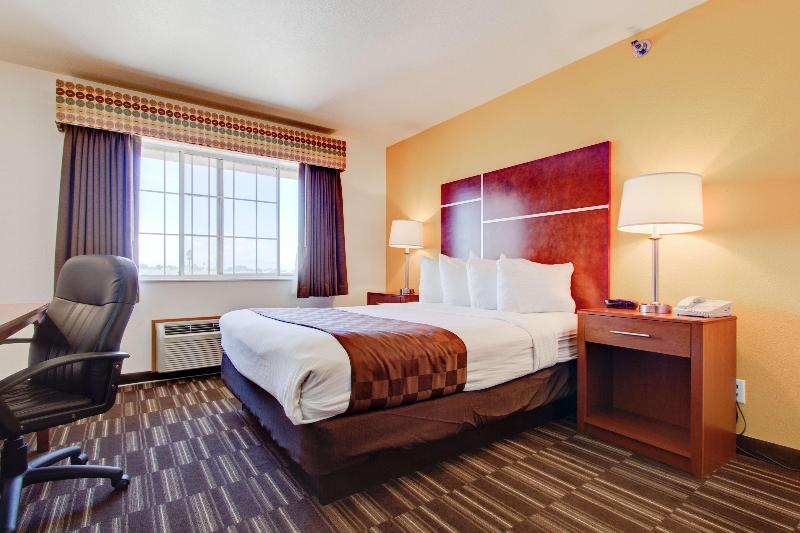 Отель Best Western Firestone Inn & Suites