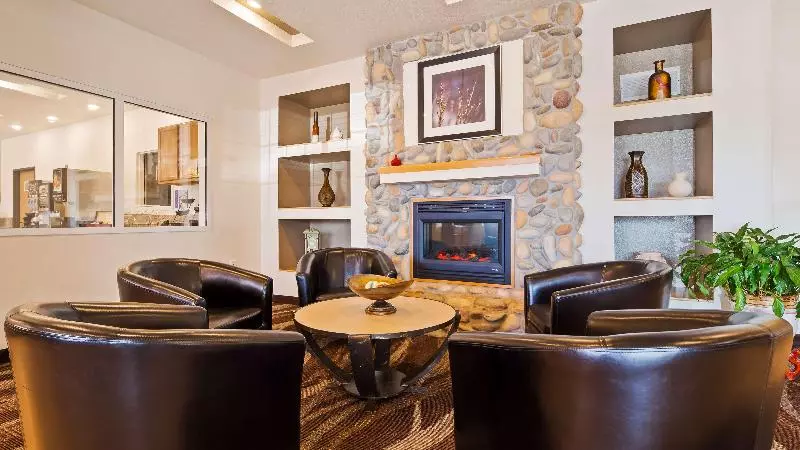 ホテル Best Western Firestone Inn & Suites