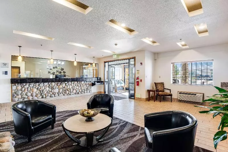 ホテル Best Western Firestone Inn & Suites