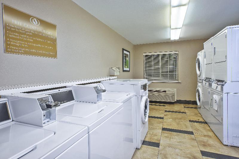 فندق Candlewood Suites Indianapolis Northeast, An Ihg