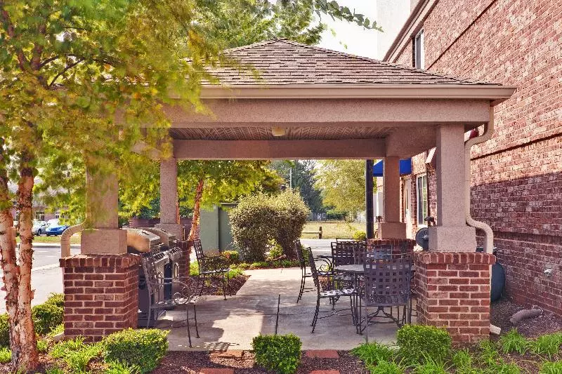 호텔 Candlewood Suites Indianapolis Northeast, An Ihg