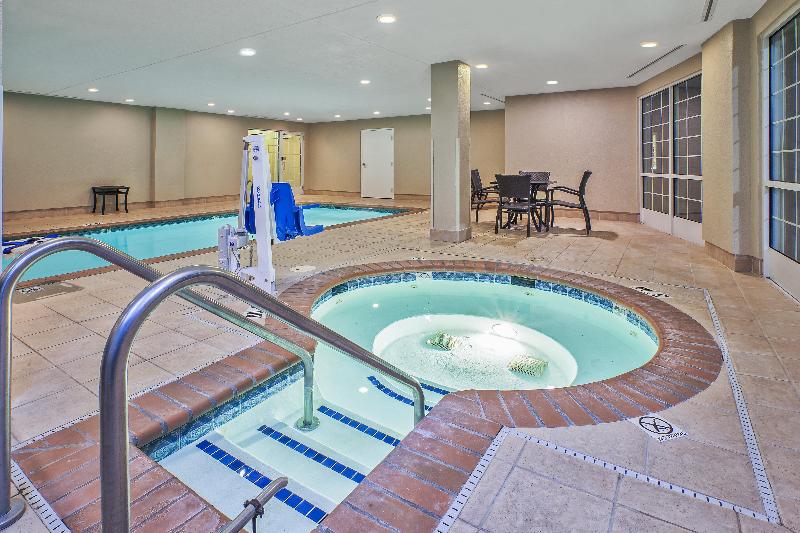 فندق Candlewood Suites Indianapolis Northeast, An Ihg