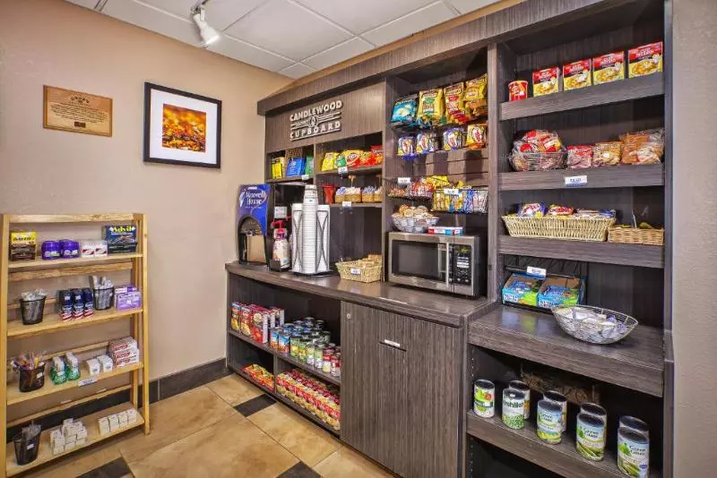 호텔 Candlewood Suites Indianapolis Northeast, An Ihg