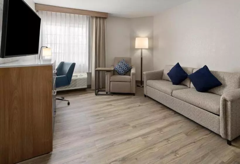 فندق Candlewood Suites Richmond South, An Ihg