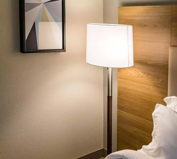 فندق Candlewood Suites Richmond South, An Ihg