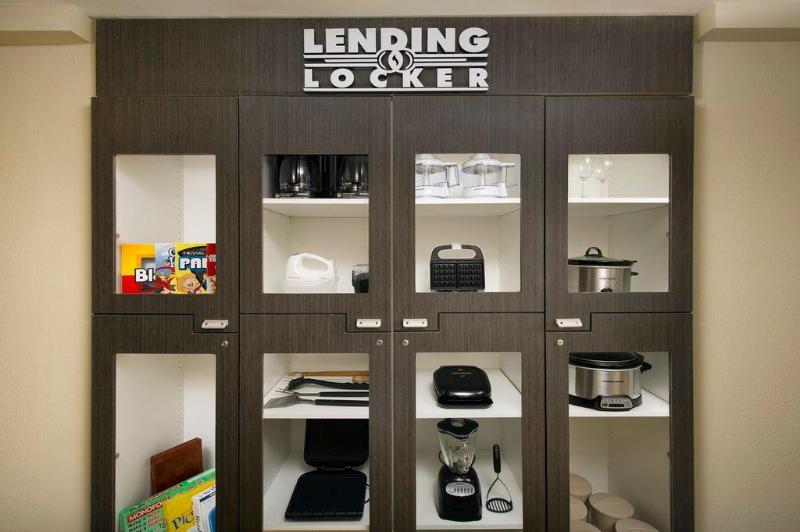 בית מלון כפרי Candlewood Suites Richmond South, An Ihg