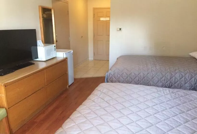 酒店 Coastal Inn Sackville