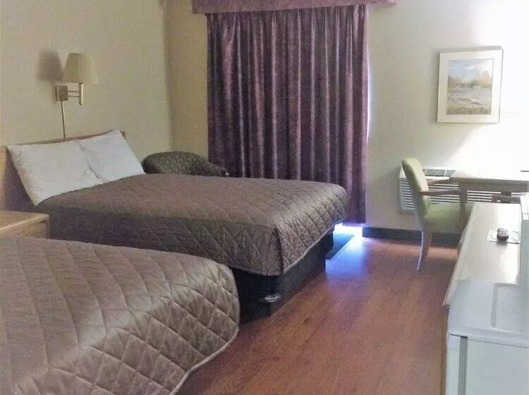 酒店 Coastal Inn Sackville