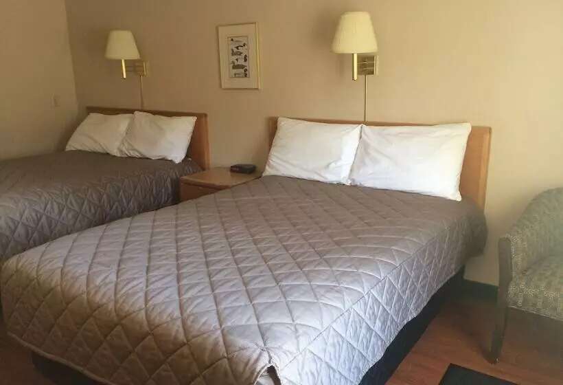 酒店 Coastal Inn Sackville