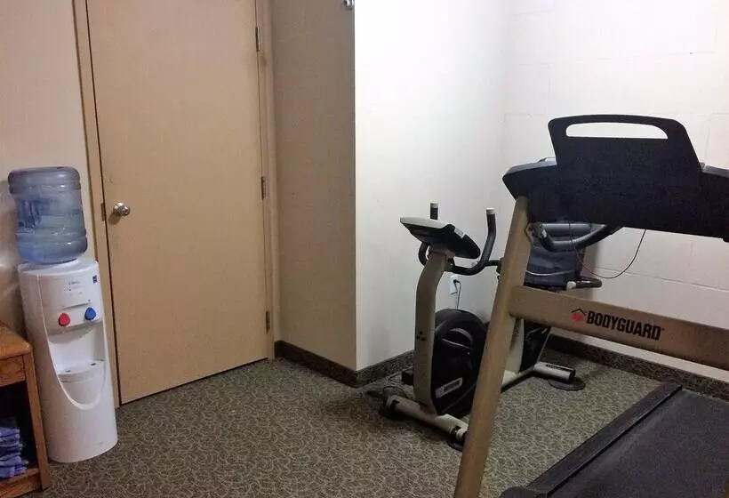 酒店 Coastal Inn Sackville