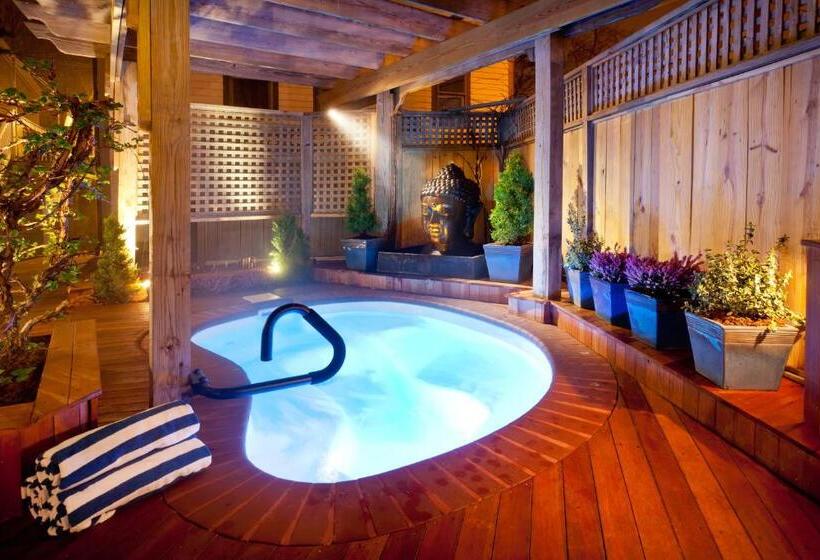 호텔 Crowne Pointe Historic Inn Adults Only