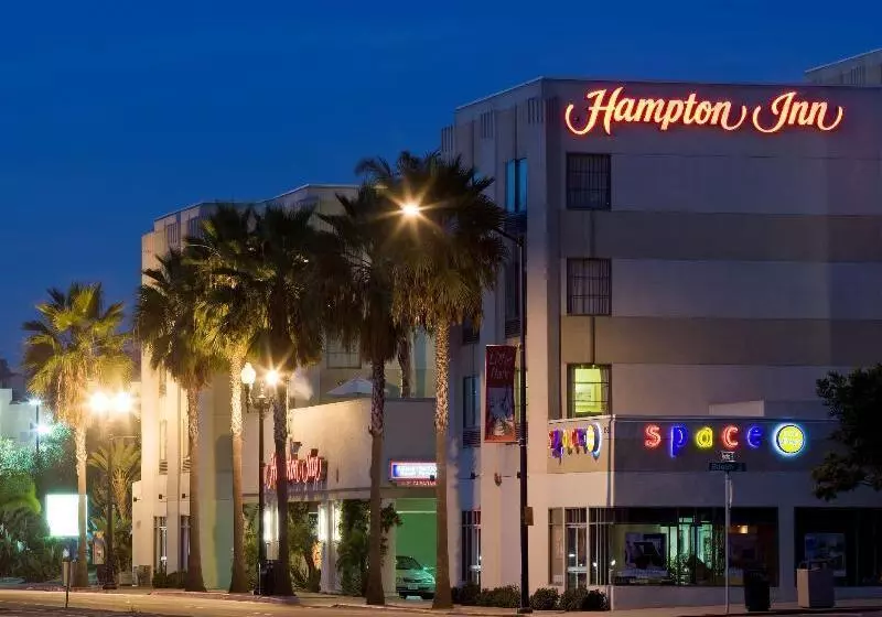 ホテル Hampton Inn San Diego Downtown
