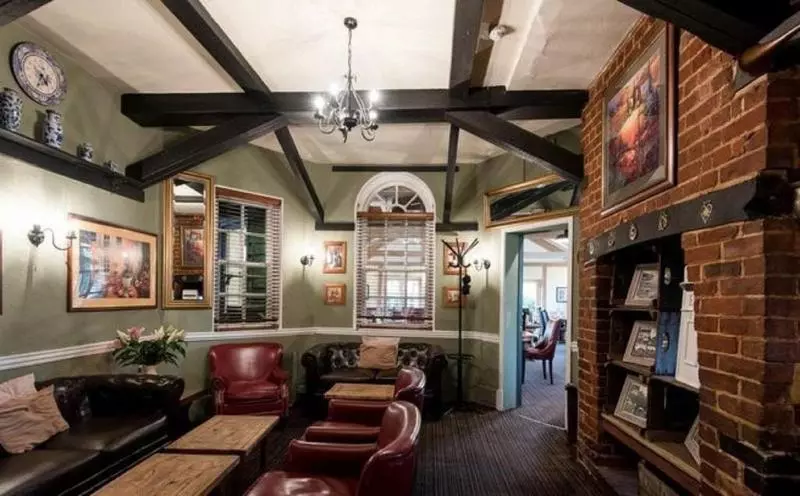 ホテル Hare And Hounds Newbury