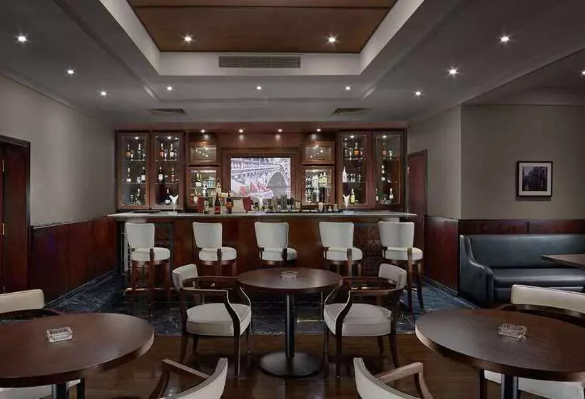 Отель Hilton Alexandria Green Plaza